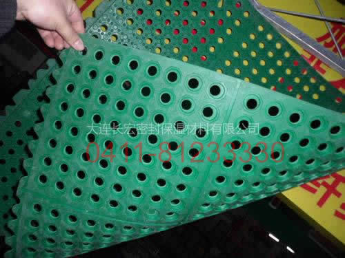 拼接式防滑地墊